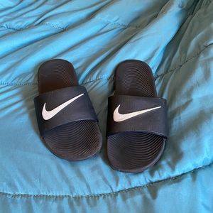 Nike slides